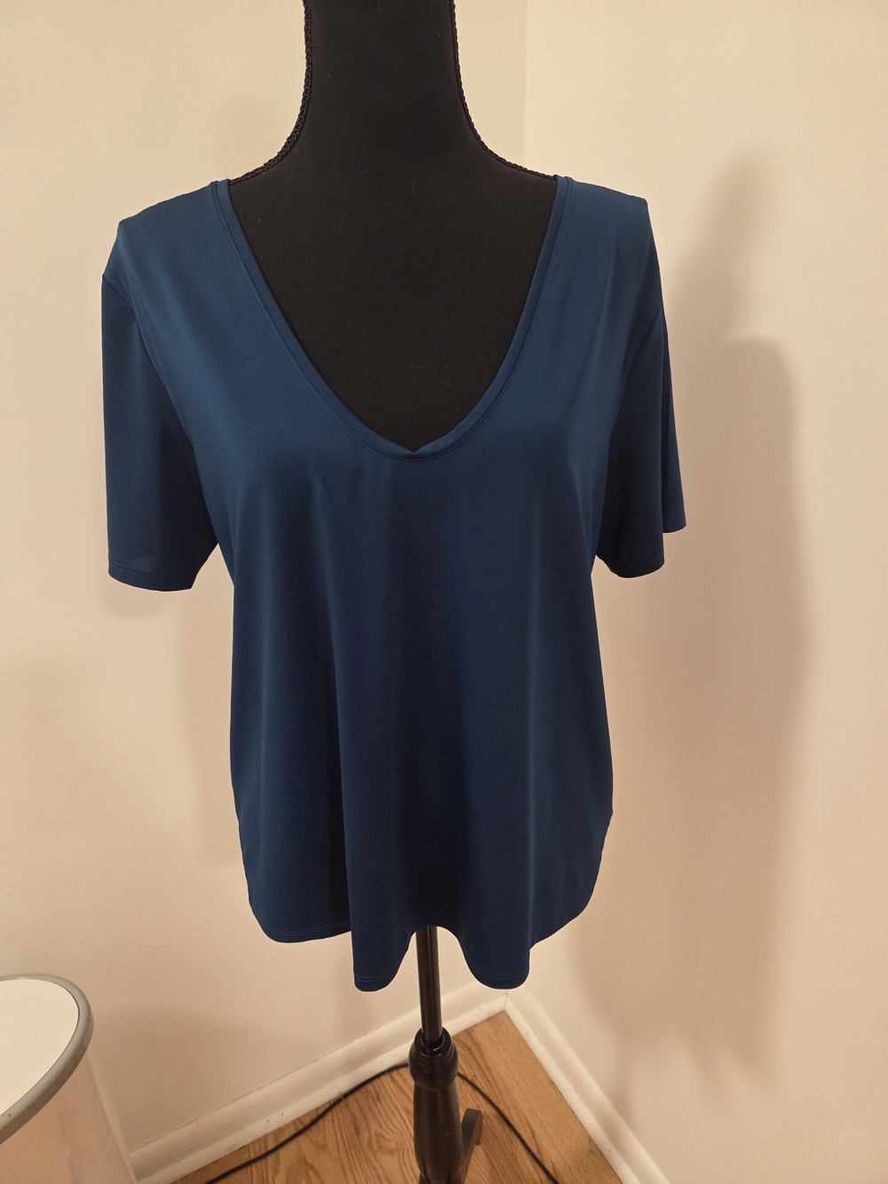 Express Deep Teal V-Neck Short Sleeve Tee